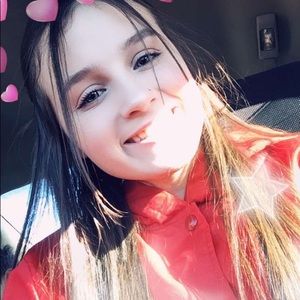 Meet your Posher, Hailee